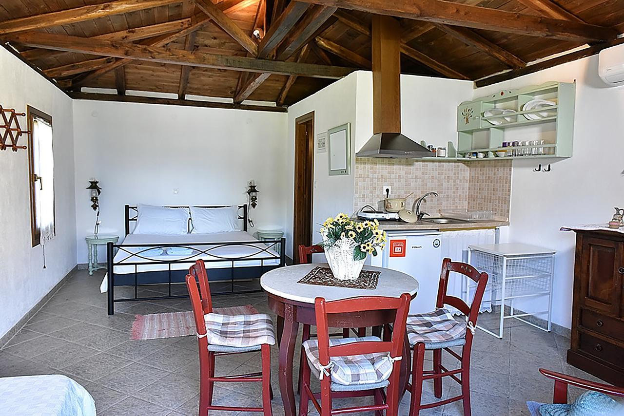 Apartamento Stellina'S House Vourvourou Exterior foto